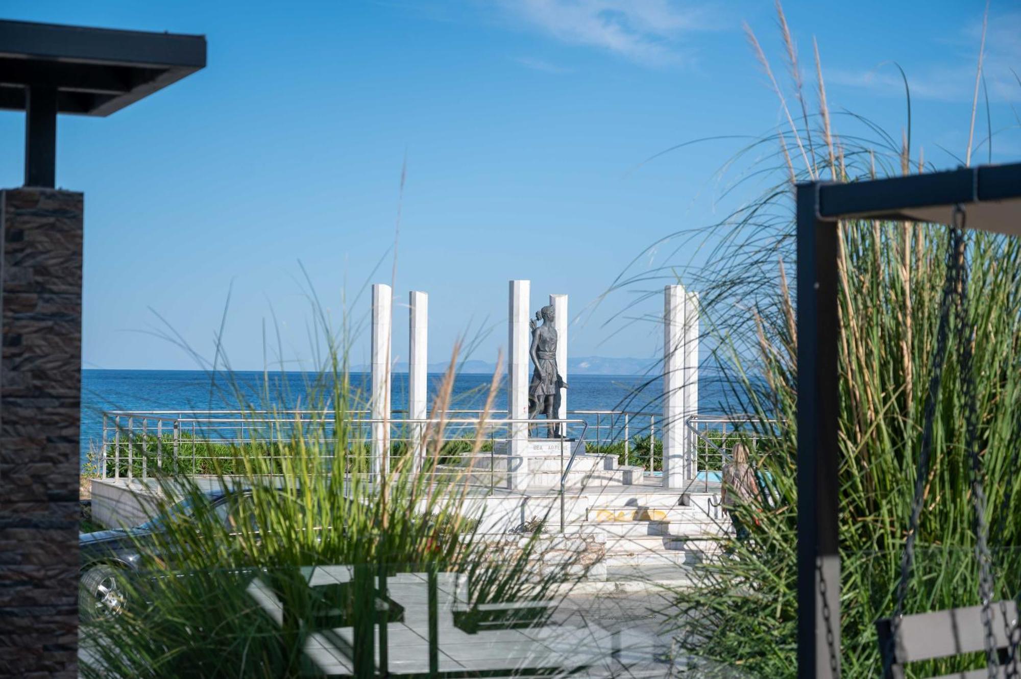 Finikas Suites & Apartments 10Min From Athens Airport 아르테미다 외부 사진