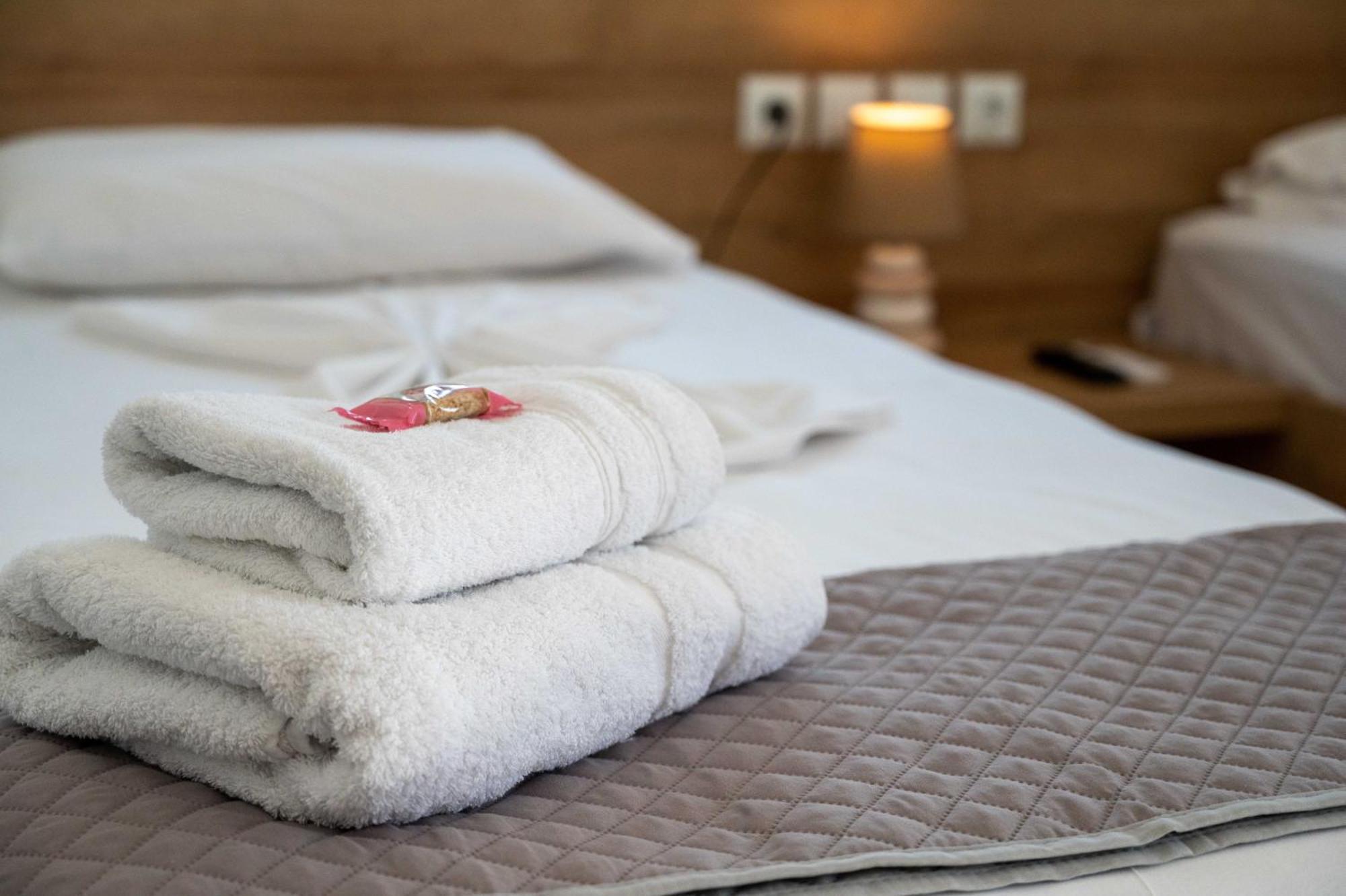 Finikas Suites & Apartments 10Min From Athens Airport 아르테미다 외부 사진